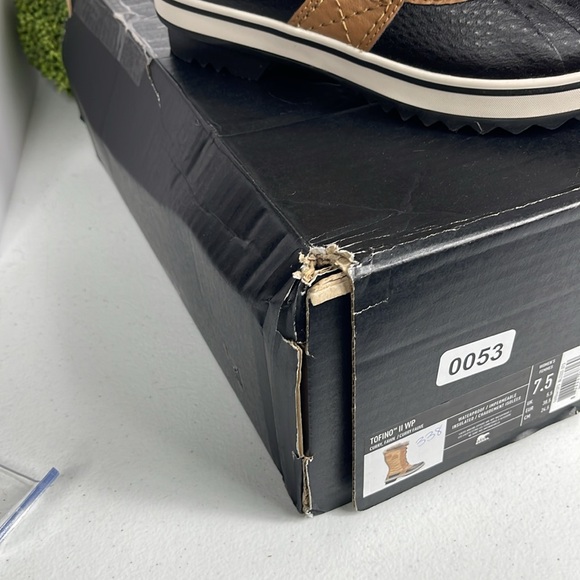 SOREL Tofino II - Women's Waterproof Insulated Winter Boot with Faux Fur Collar - Picture 13 of 14